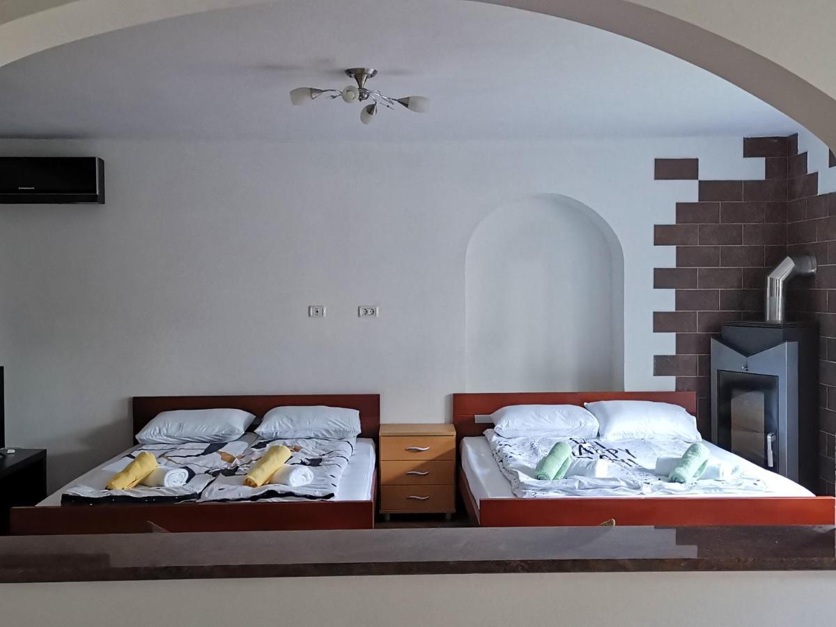 Apartma Vatovec 安卡兰 外观 照片